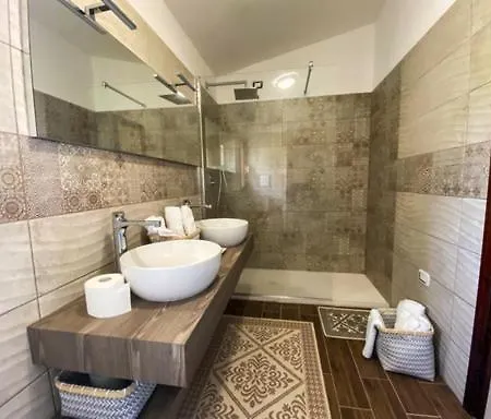 Peonia Sun Light Сант-Антиоко